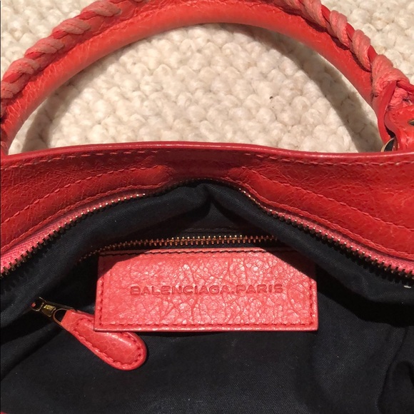 Balenciaga Classic Gold City Handbag - Picture 2 of 3